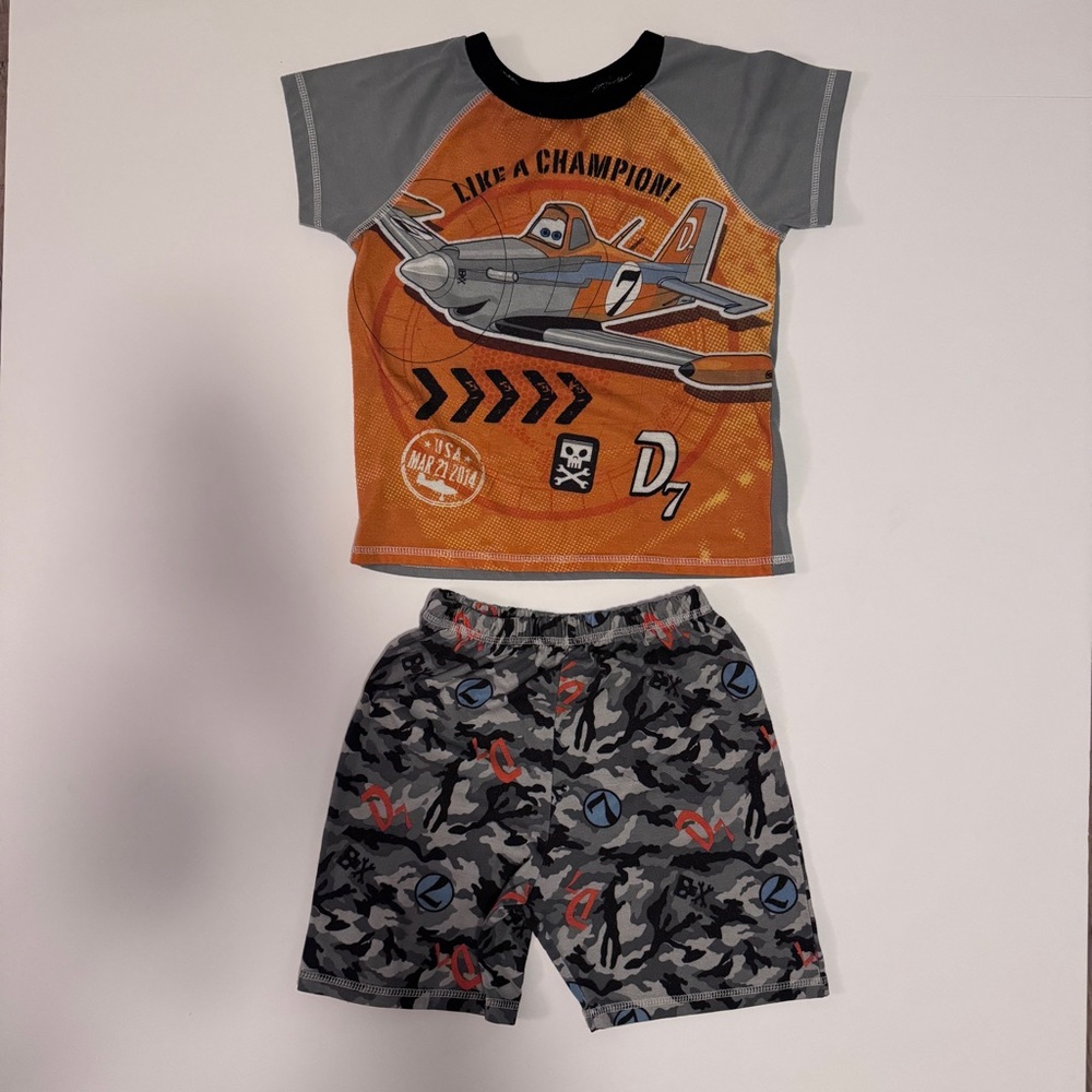 Disney Planes Dusty Crophopper Kids Size 8 2 piece Pajama Set